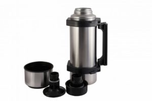 рейтинг термосов 2021 для чая. %D0%90%D0%BC%D0%B5%D1%82 %D0%A2%D1%83%D1%80%D0%B8%D1%81%D1%82 K. рейтинг термосов 2021 для чая фото. рейтинг термосов 2021 для чая-%D0%90%D0%BC%D0%B5%D1%82 %D0%A2%D1%83%D1%80%D0%B8%D1%81%D1%82 K. картинка рейтинг термосов 2021 для чая. картинка %D0%90%D0%BC%D0%B5%D1%82 %D0%A2%D1%83%D1%80%D0%B8%D1%81%D1%82 K. Термос – это уникальное приспособление, позволяющее сохранить горячее горячим, а холодное – холодным. Об этом известно каждому человеку, но далеко не все потребители знают, что специфические свойства данного вида посуды зависят от материала изготовления, качества сборки и прочих параметров. При выборе термоса необходимо обращать внимание на определенные критерии и характеристики лидирующих моделей – об этом и расскажет данная статья — Рейтинг термосов 2021 года. рейтинг термосов 2021 для чая. %D0%90%D0%BC%D0%B5%D1%82 %D0%A2%D1%83%D1%80%D0%B8%D1%81%D1%82 K. рейтинг термосов 2021 для чая фото. рейтинг термосов 2021 для чая-%D0%90%D0%BC%D0%B5%D1%82 %D0%A2%D1%83%D1%80%D0%B8%D1%81%D1%82 K. картинка рейтинг термосов 2021 для чая. картинка %D0%90%D0%BC%D0%B5%D1%82 %D0%A2%D1%83%D1%80%D0%B8%D1%81%D1%82 K. Термос – это уникальное приспособление, позволяющее сохранить горячее горячим, а холодное – холодным. Об этом известно каждому человеку, но далеко не все потребители знают, что специфические свойства данного вида посуды зависят от материала изготовления, качества сборки и прочих параметров. При выборе термоса необходимо обращать внимание на определенные критерии и характеристики лидирующих моделей – об этом и расскажет данная статья — Рейтинг термосов 2021 года.